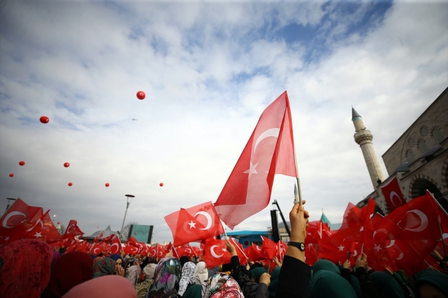 Cumhurbaşkanı Erdoğan: Her an teröristlerin tepesine çökebiliriz